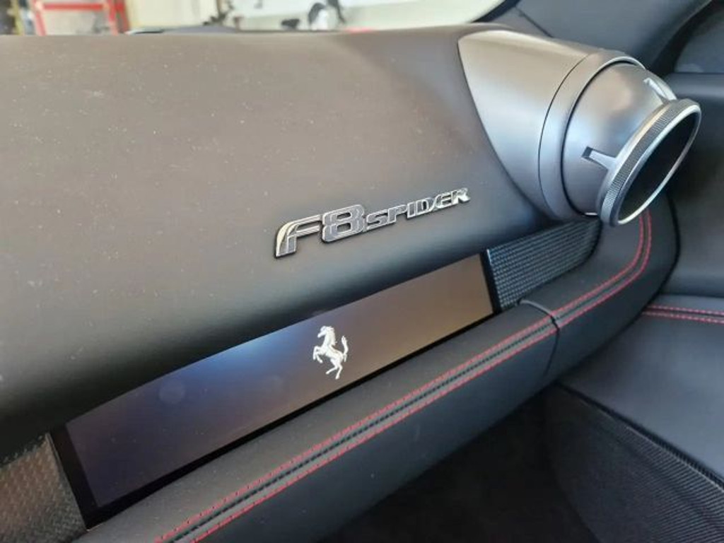Ferrari F8