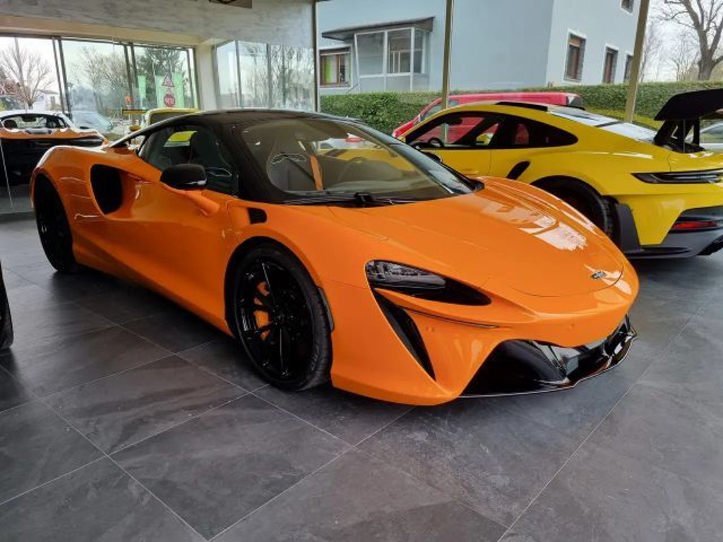 McLaren Artura
