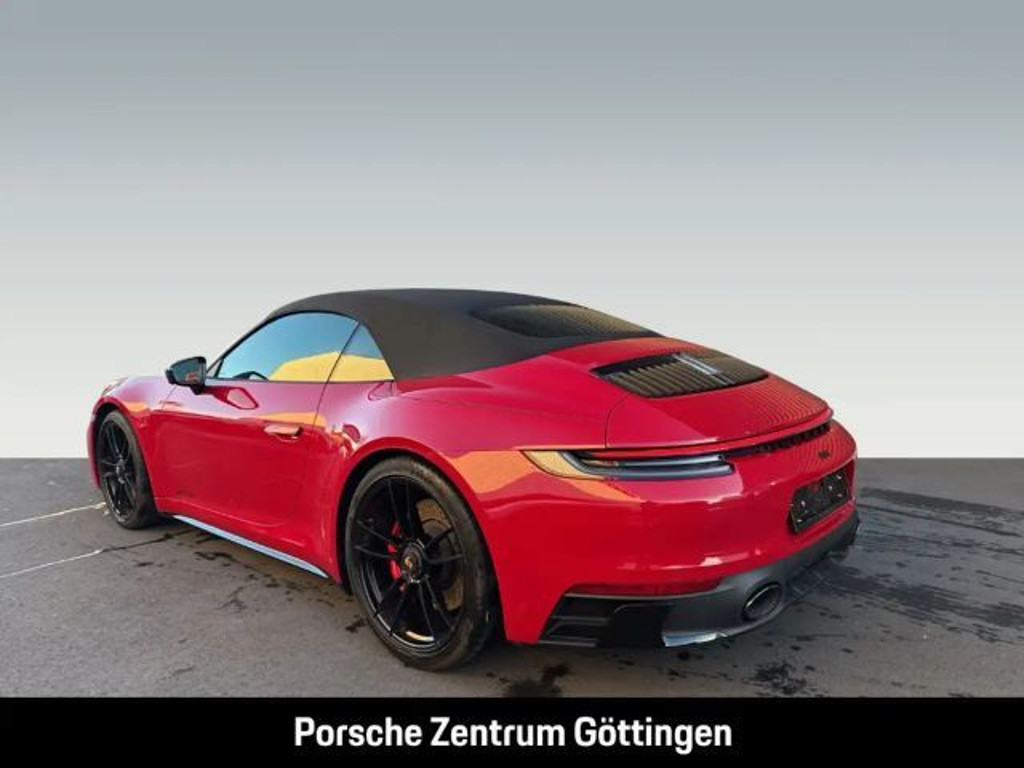 Porsche 992