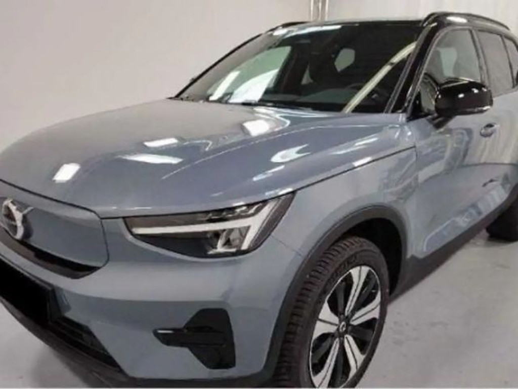 Volvo XC40 AWD Recharge Plus