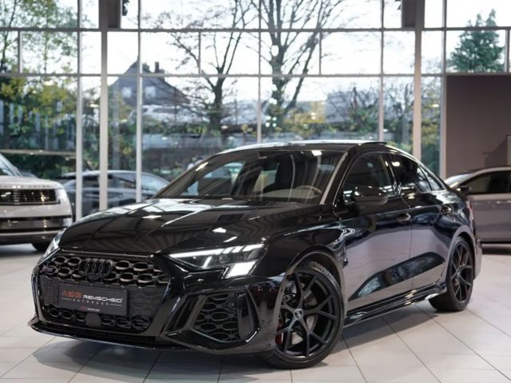 Audi RS3 Sedan Quattro