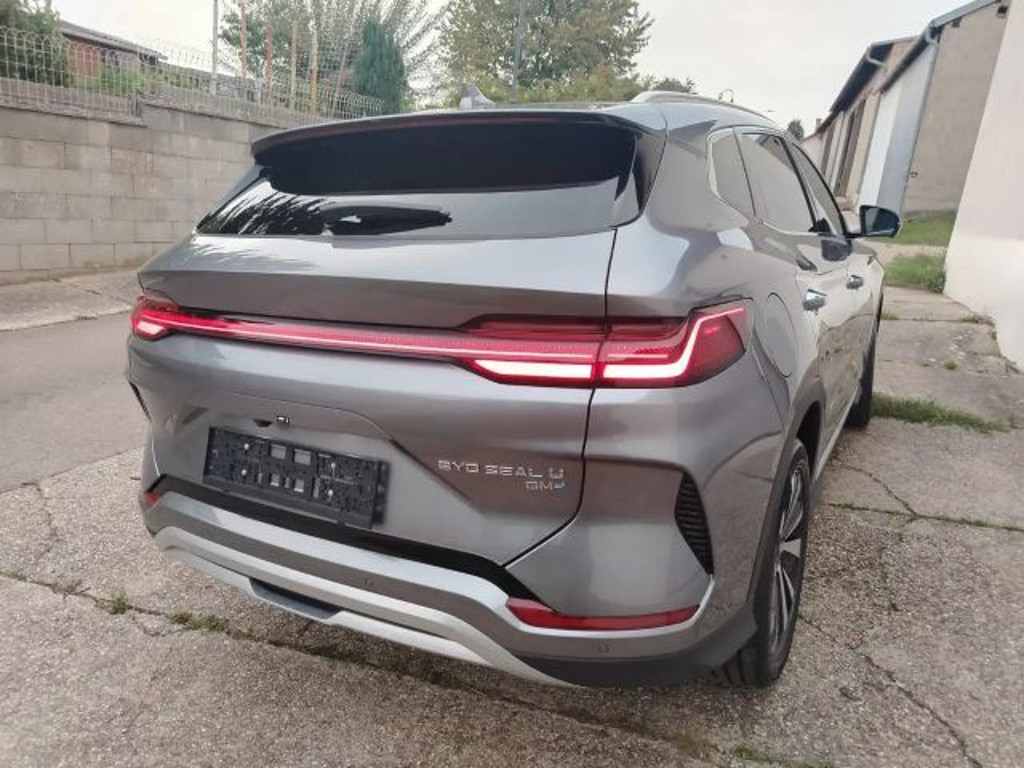 BYD Seal U