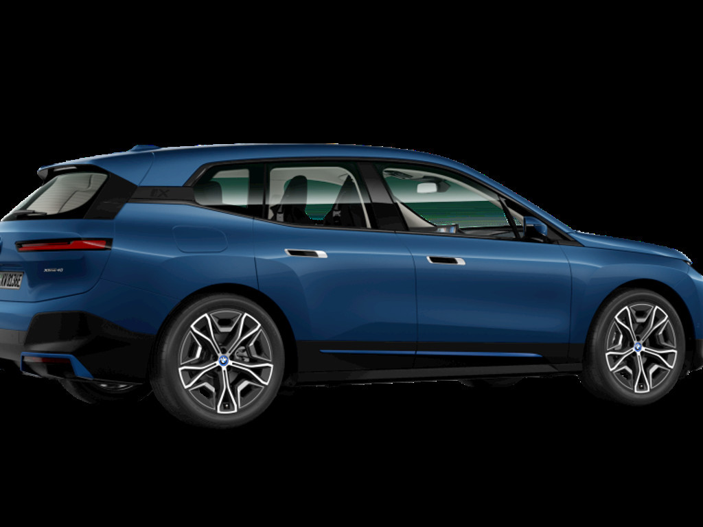 BMW iX