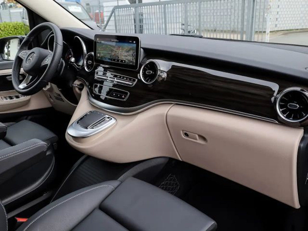 Mercedes-Benz Marco Polo