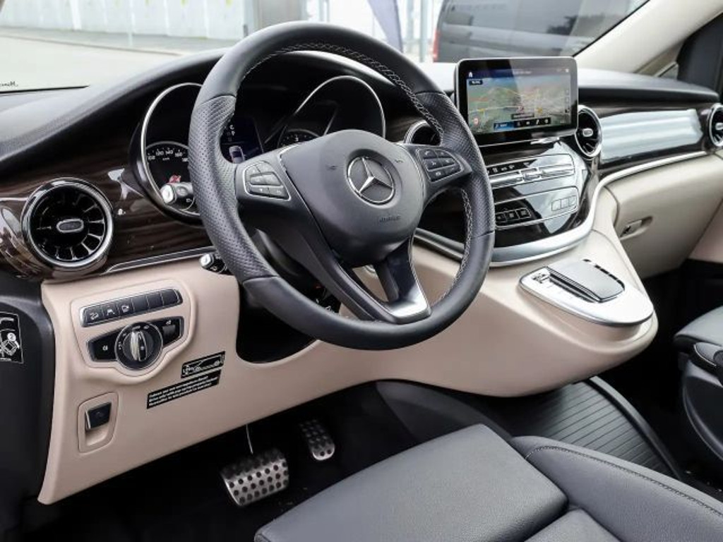 Mercedes-Benz Marco Polo