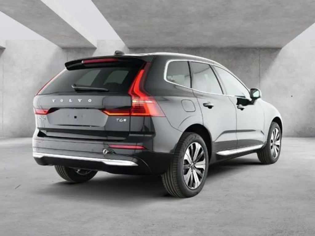 Volvo XC60 AWD T6 Recharge Core