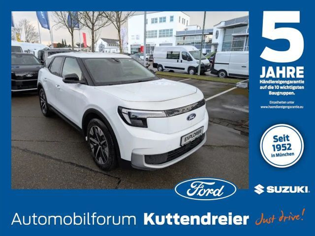 Ford Explorer RWD Extended range