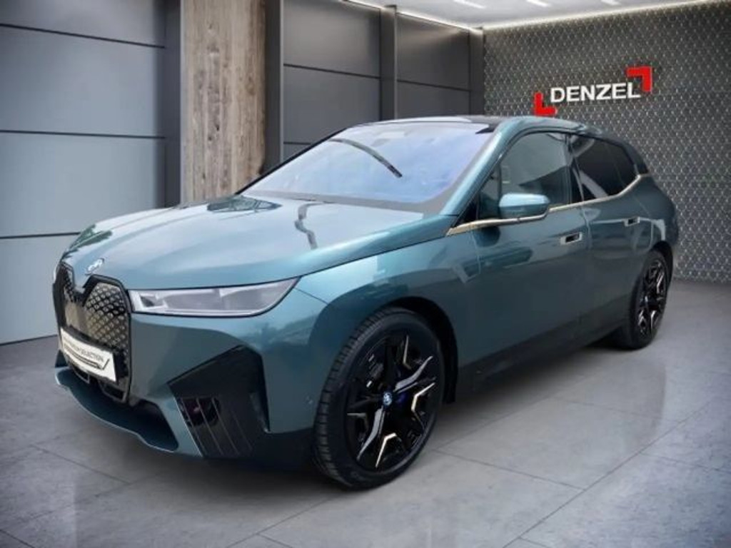 BMW iX xDrive50