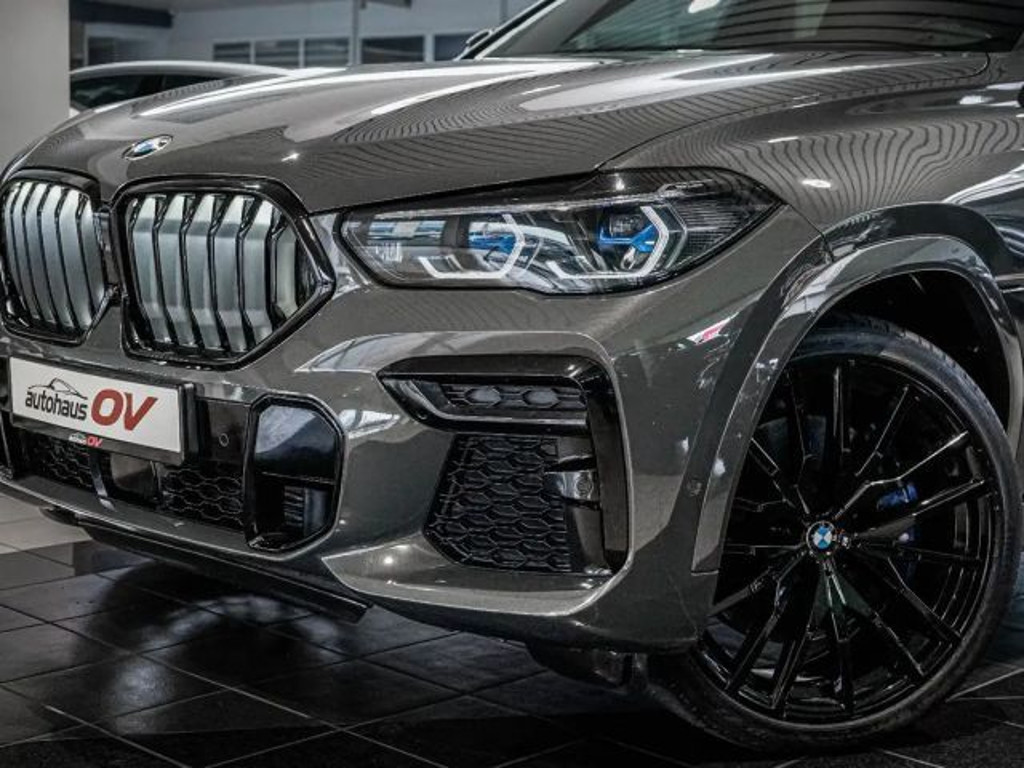 BMW X6 Individual M50i