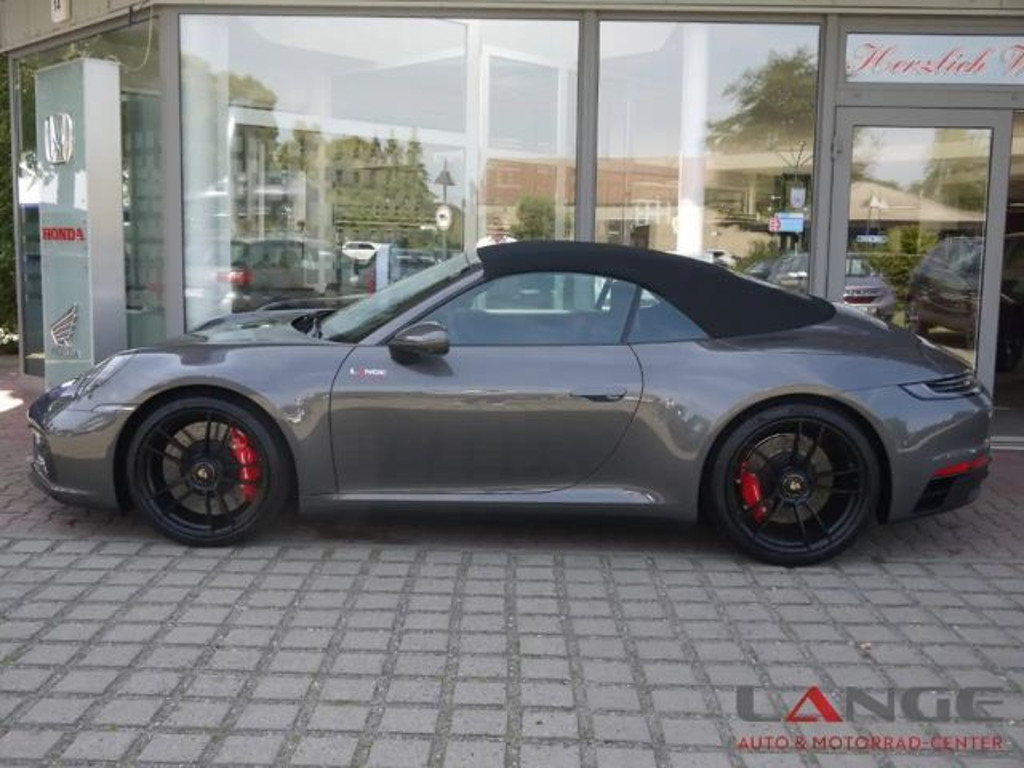 Porsche 992