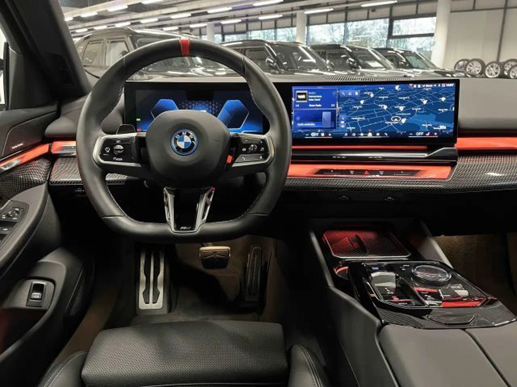 BMW i5