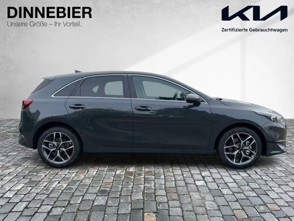 Kia Ceed CEED Ultimate Edition 1.5T LED+Kamera+Navi