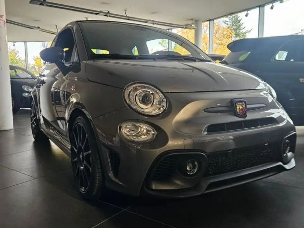 Abarth 695 T-Jet