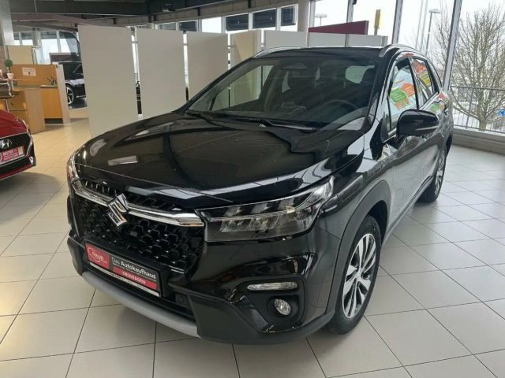 Suzuki S-Cross Hybrid