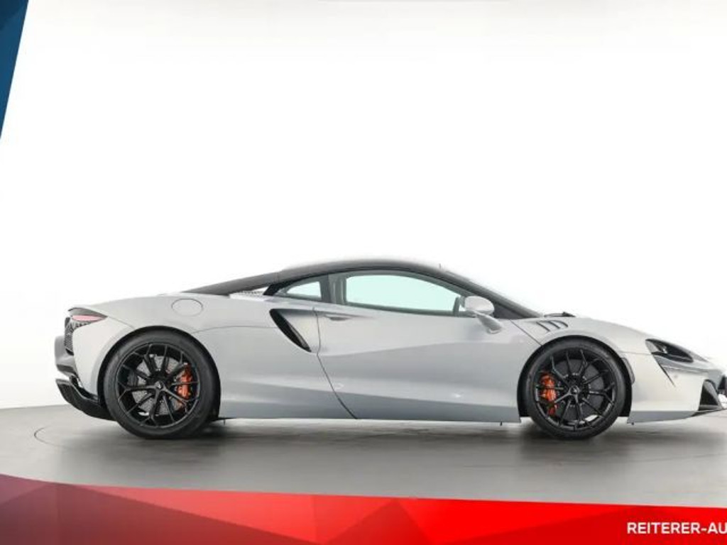 McLaren Artura