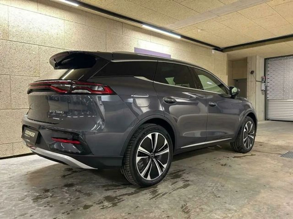 BYD Tang