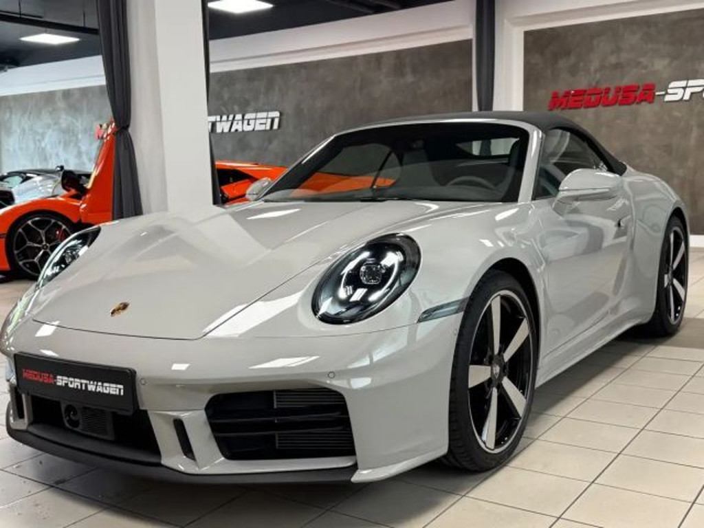 Porsche 992