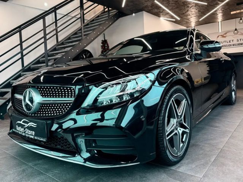 Mercedes-Benz C-Klasse C 220 AMG Line Coupé C 220 d