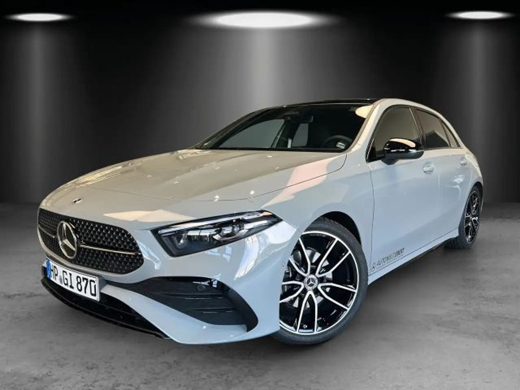 Mercedes-Benz A-Klasse A 180 AMG Line A 180 d