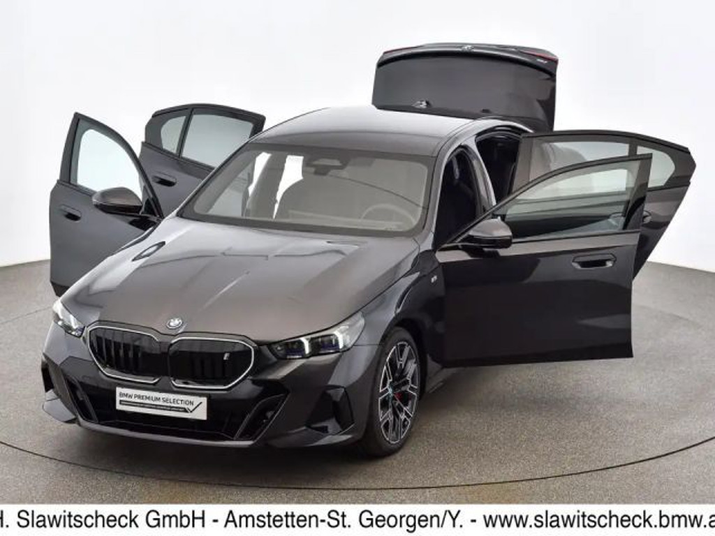 BMW i5