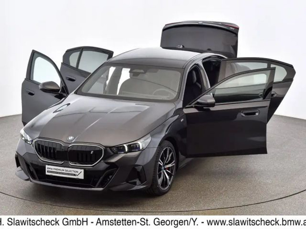 BMW i5