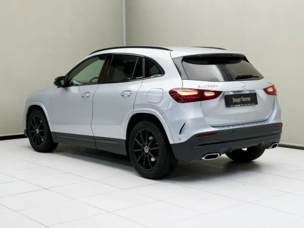 Mercedes-Benz GLA-Klasse