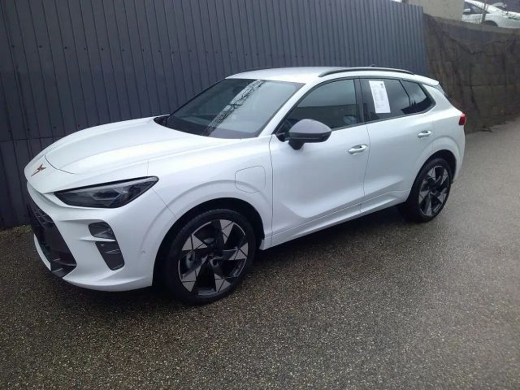 Cupra Terramar 1.5 e-Hybrid