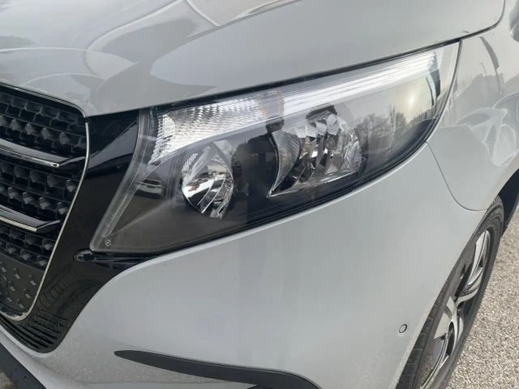 Mercedes-Benz V-Klasse V 220 Limousine Lang V 220 d