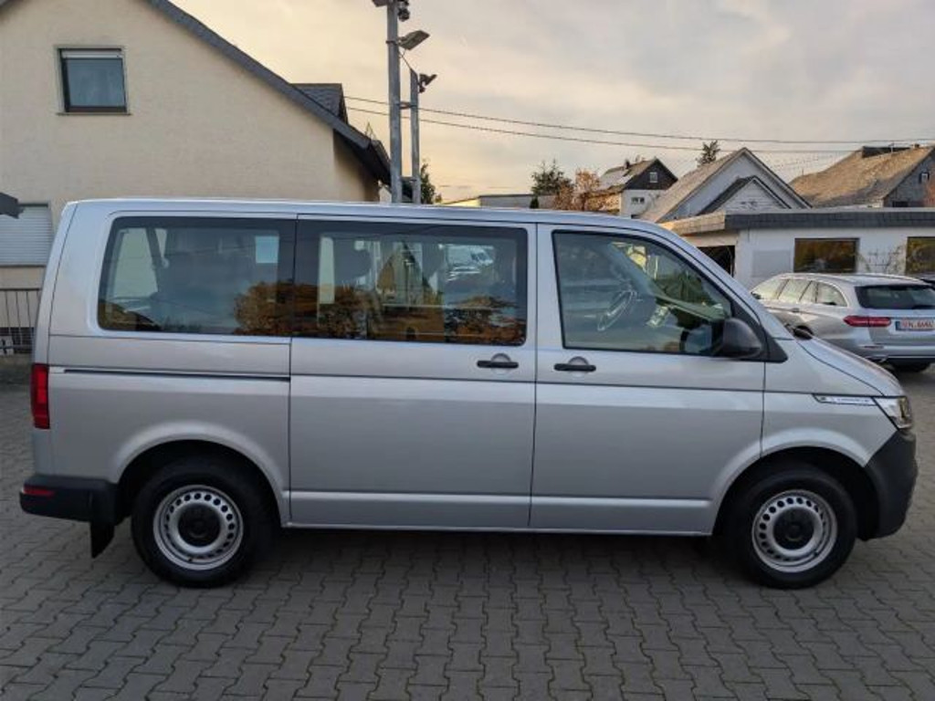 Volkswagen Caravelle