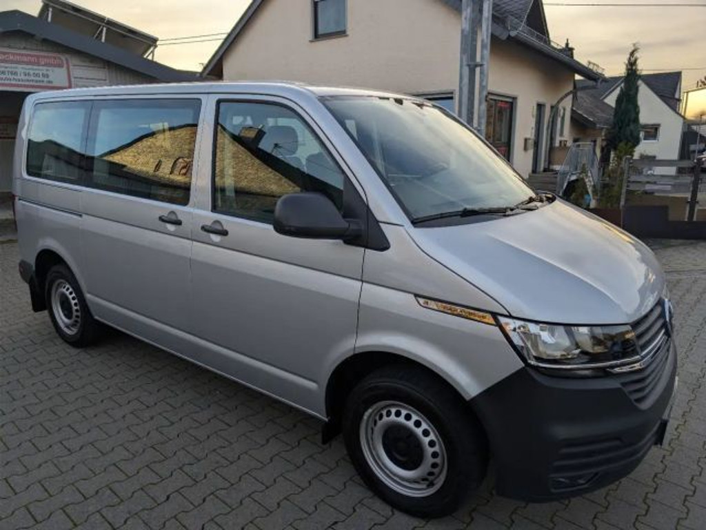 Volkswagen Caravelle