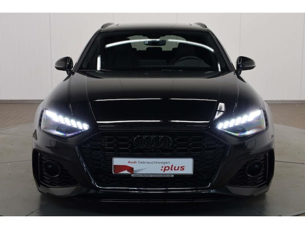 Audi RS4 Avant Quattro