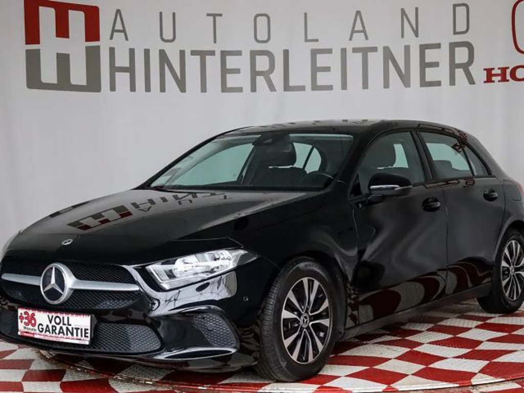 Mercedes-Benz A-Klasse A 180 / NAVI / RÜCKFAHRKAMERA / SITZHEIZUNG