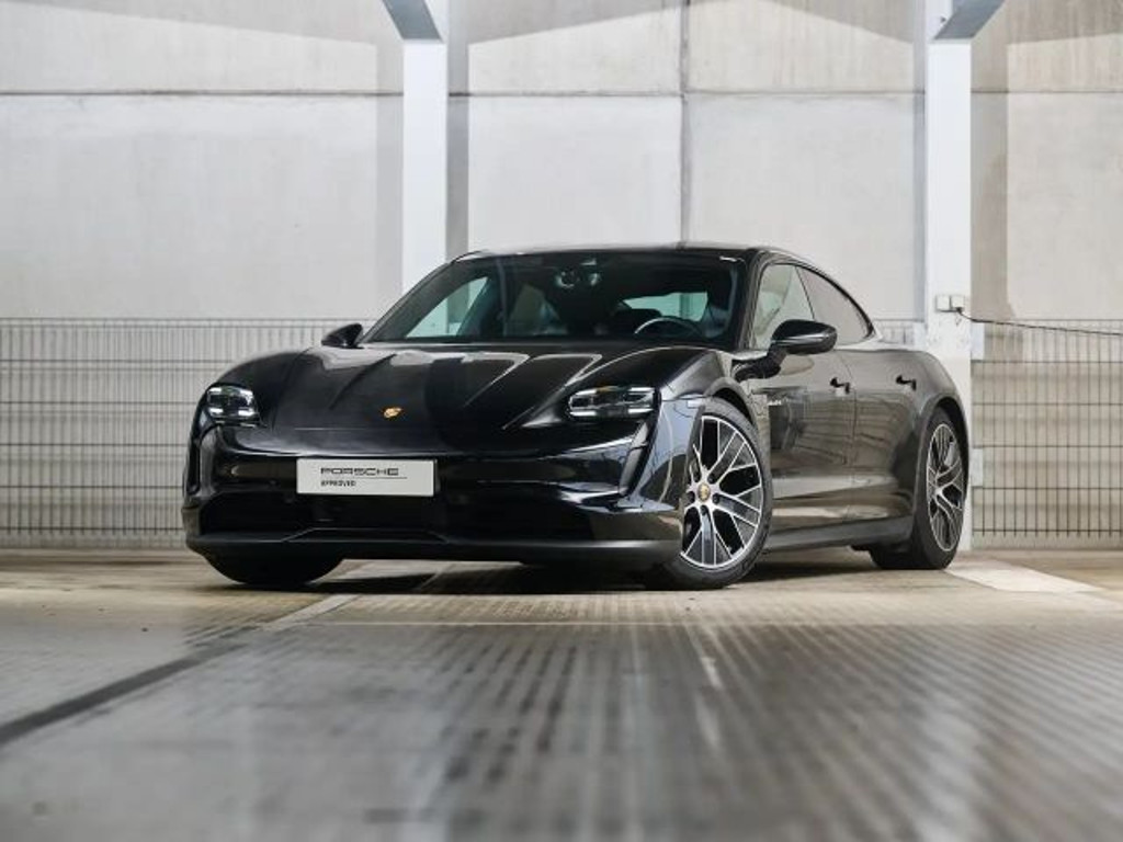 Porsche Taycan 4S