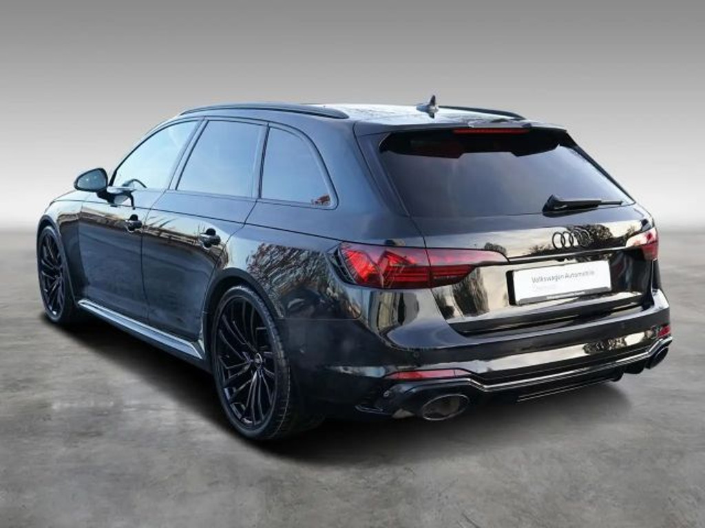 Audi RS4