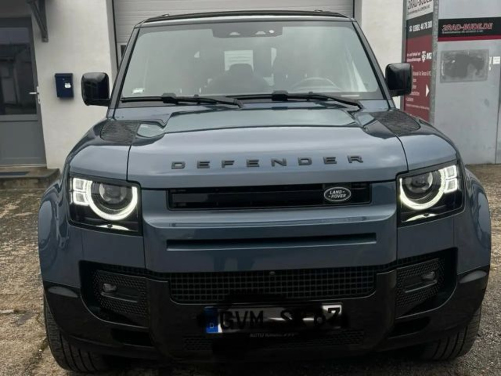 Land Rover Defender Dynamic SE 110