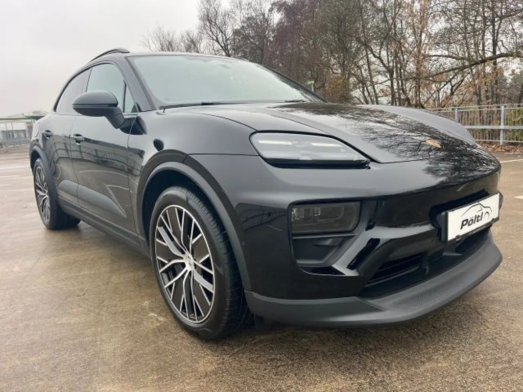 Porsche Macan 4