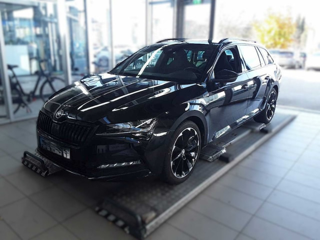 Skoda Superb Combi 4x4 Sportline