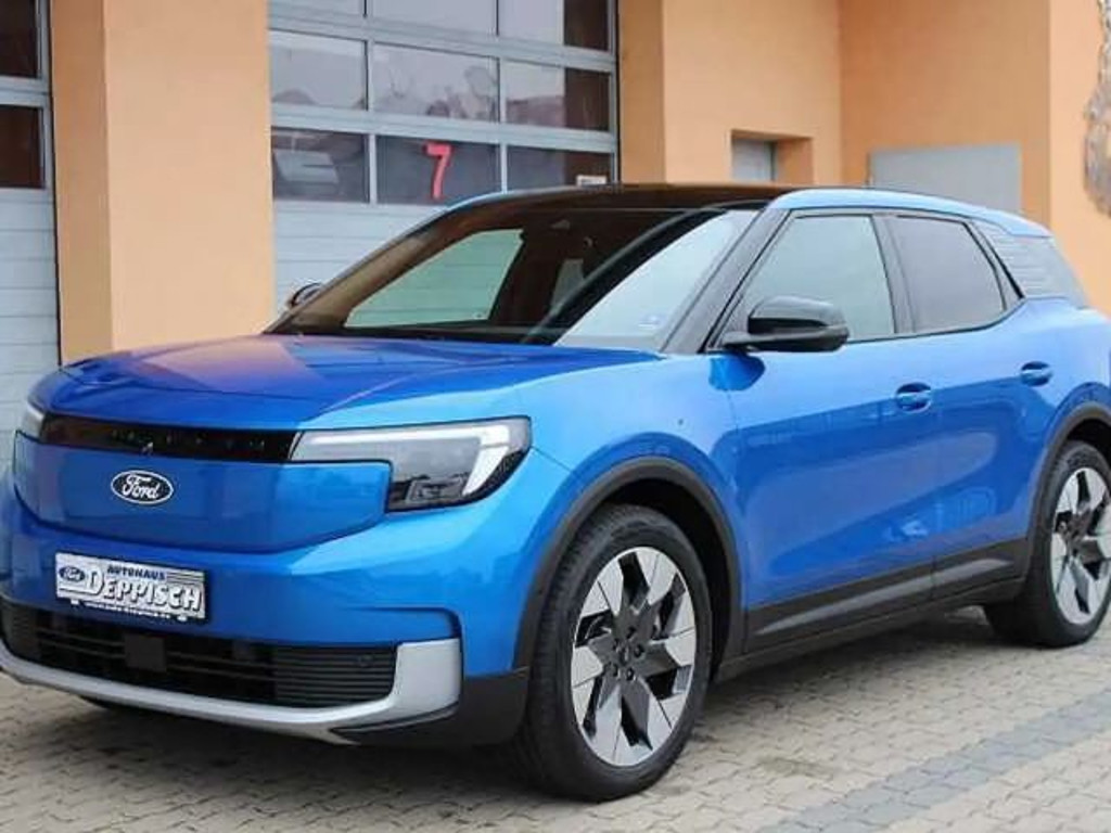 Ford Explorer RWD Premium