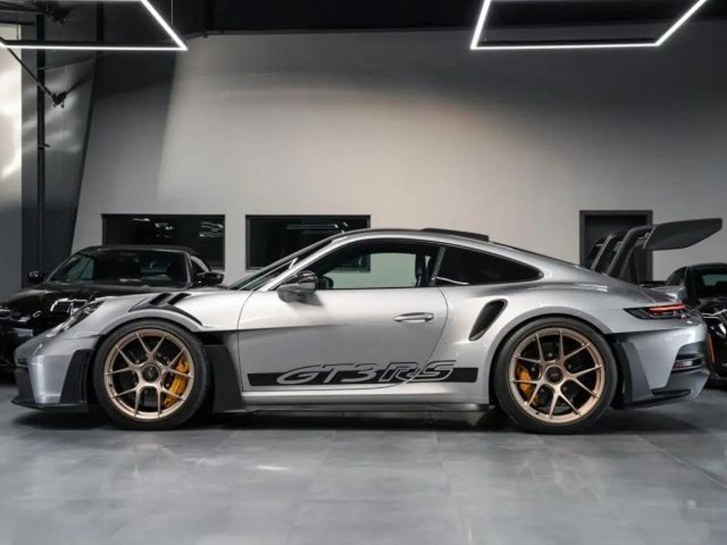 Porsche 992