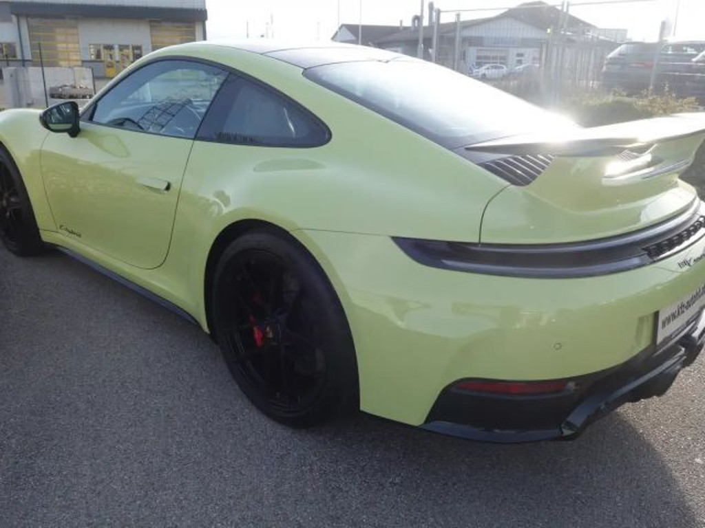 Porsche 992