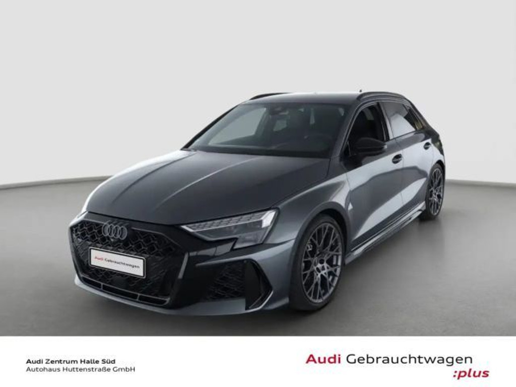 Audi RS3 Sportback Sedan Quattro