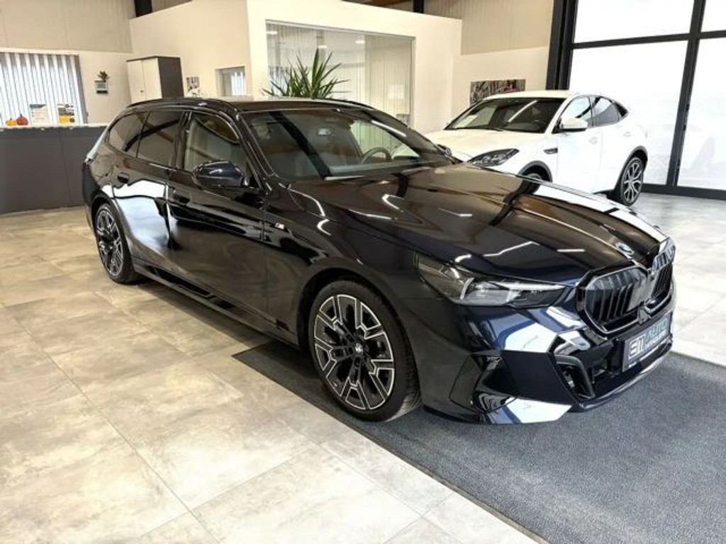 BMW 5 Serie 520 M-Sport xDrive Touring 520d