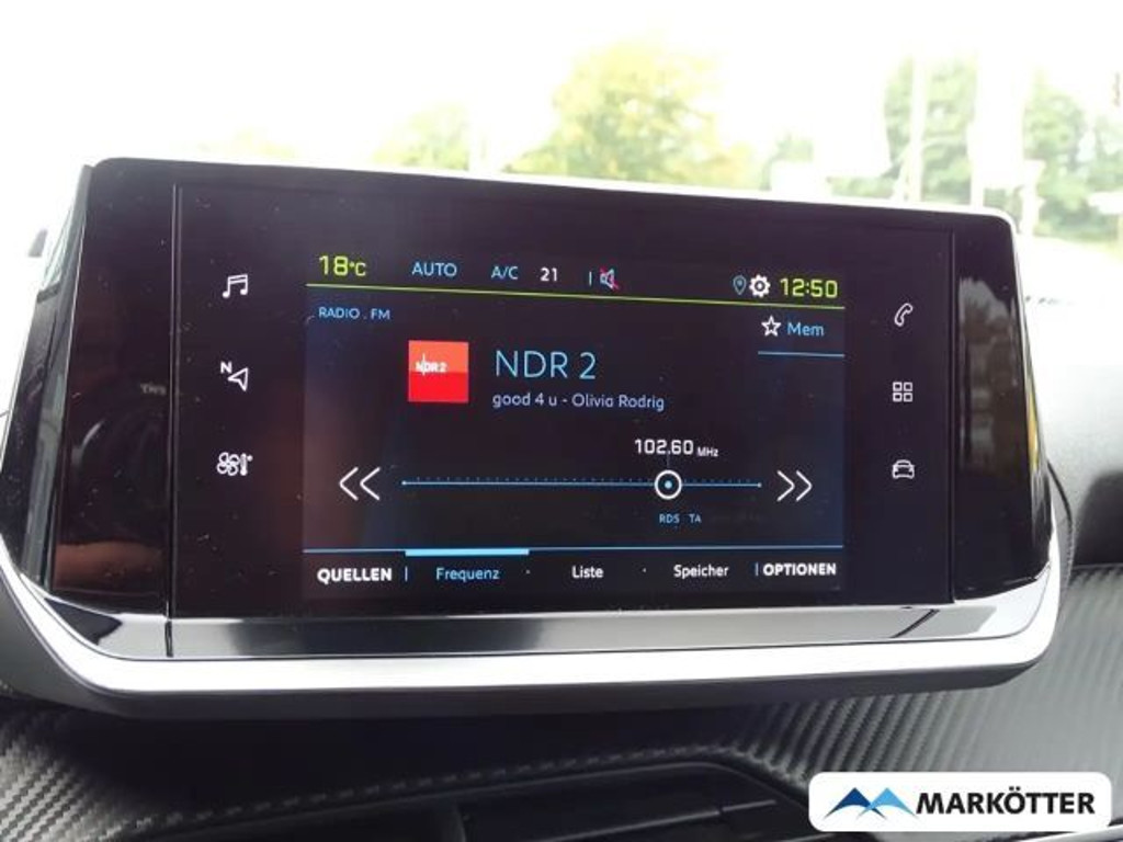 Peugeot e-2008 Allure Pack