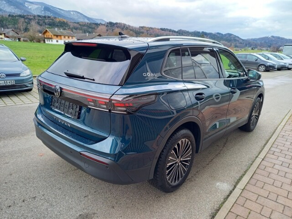 Volkswagen Tiguan Plus