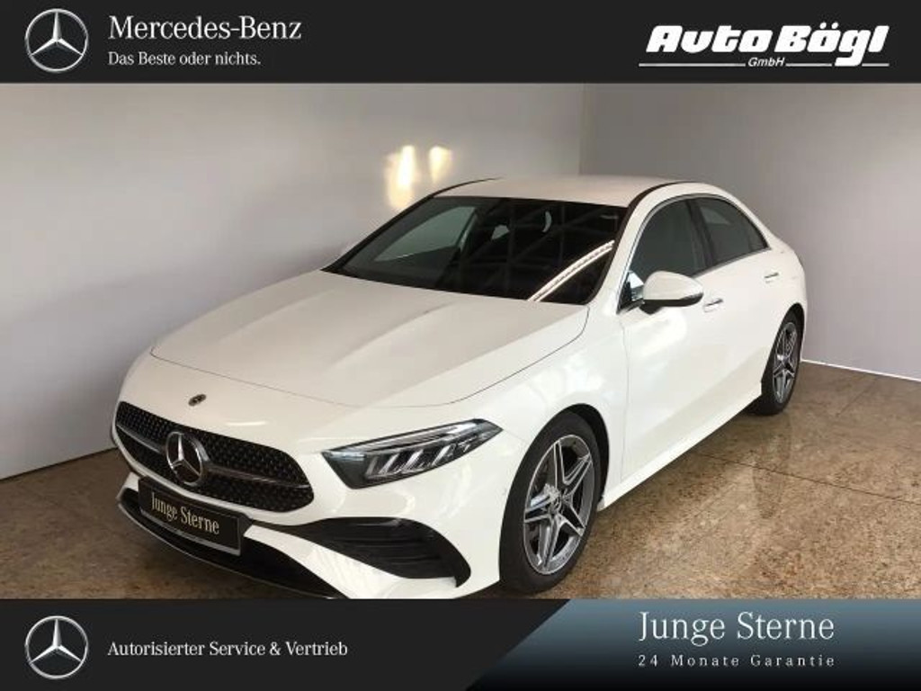 Mercedes-Benz A-Klasse A 200 AMG Line Premium