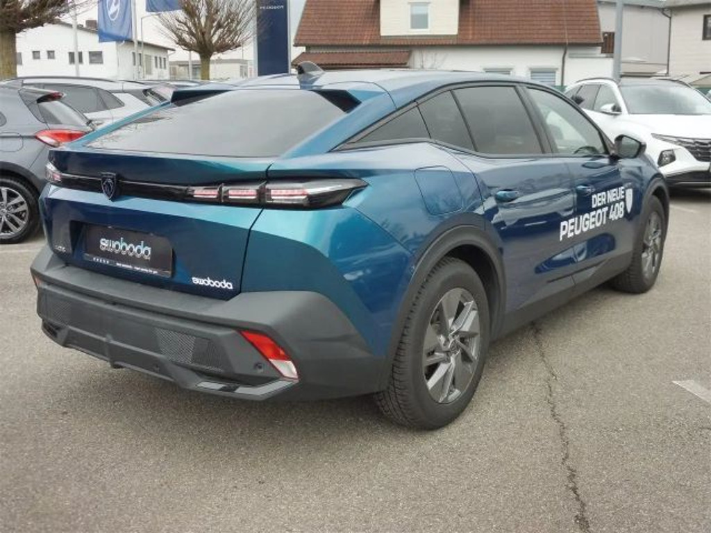 Peugeot 408