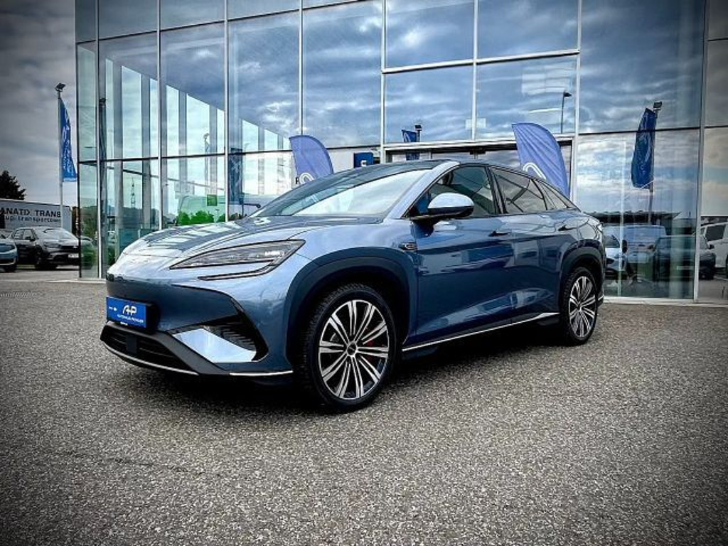 BYD Sealion 7