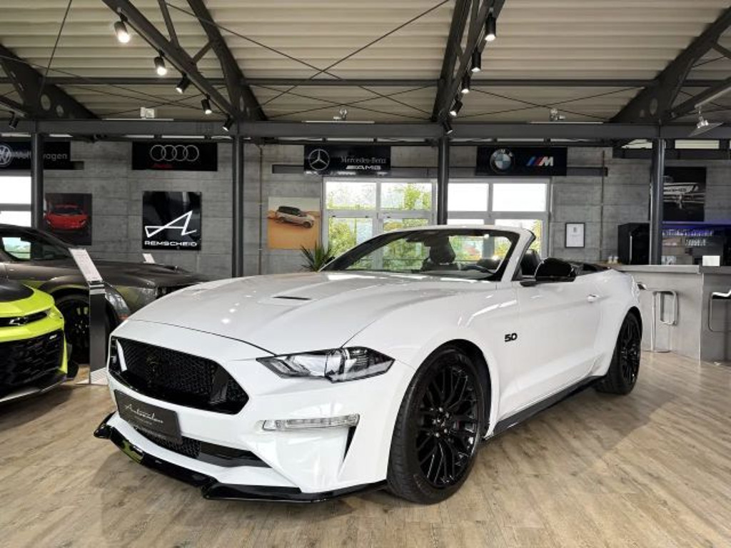 Ford Mustang Convertible GT 5.0 V8