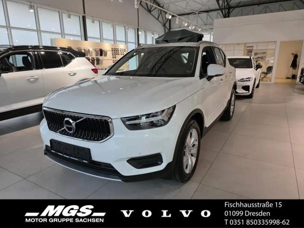 Volvo XC40 Momentum T3