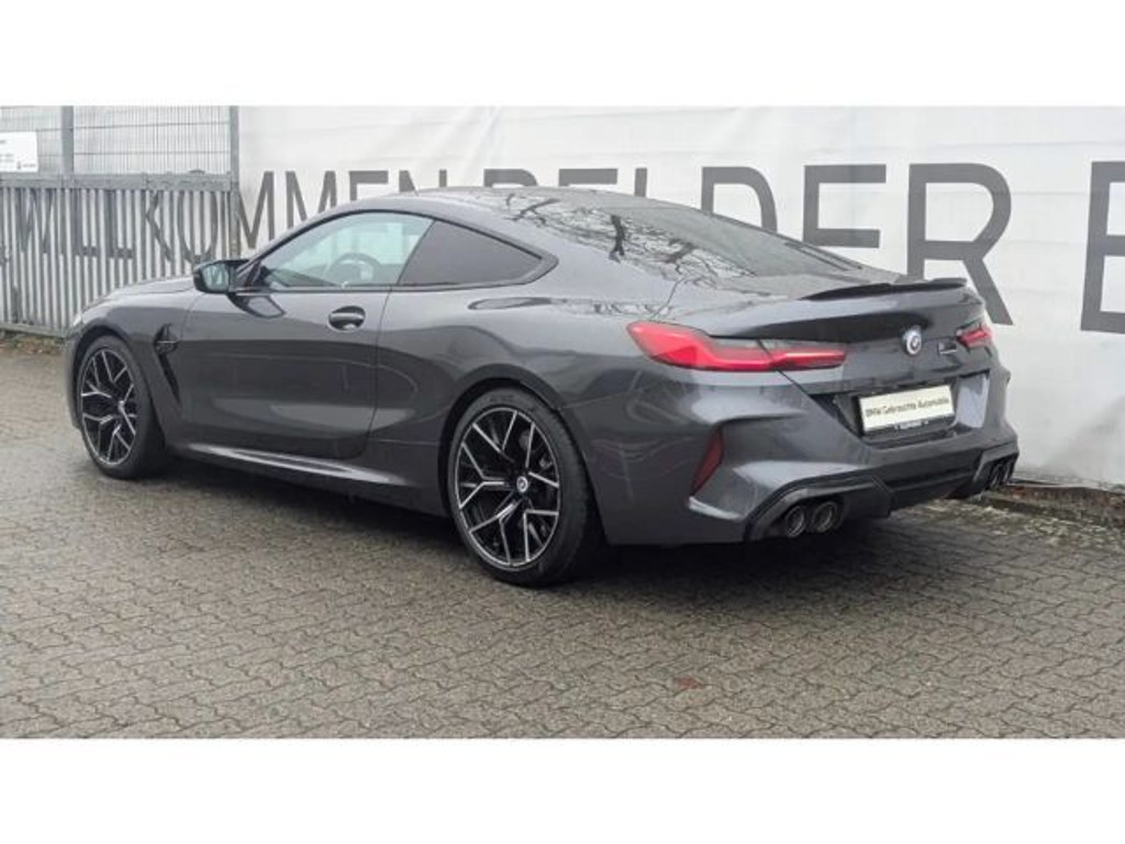 BMW M8